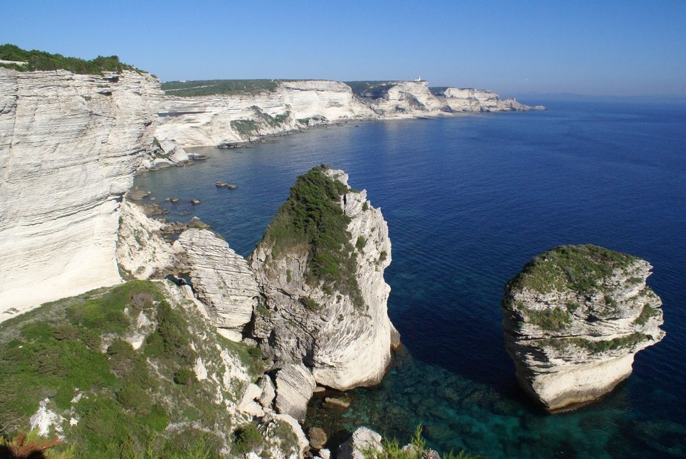 Les falaises de Bonifacio, vues de Campu Rumanilu