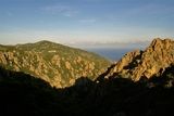 Lever de Soleil sur les Calanche de Piana, vu du sentier des Muletiers - © Kalysteo.com