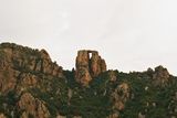 Le rocher du Château-Fort, vu de la mer - © Kalysteo.com