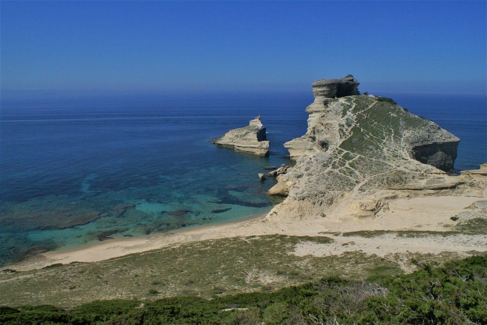 Le Cap Pertusato et la plage Saint Antoine